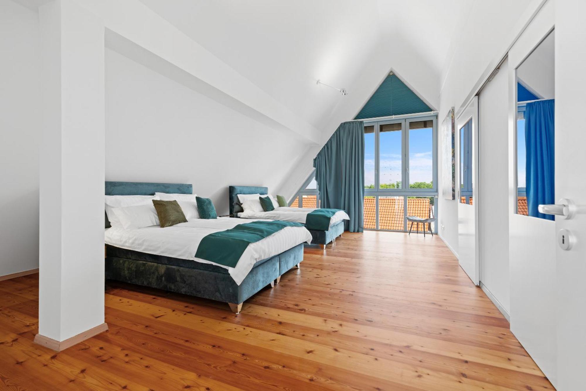 Helloflats - Luxus-Penthouse - Balkon - Parking - Zentrum - Therme - Naehe Flughafen Muc Erding Exterior photo